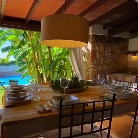 - Kitchen, Pool, Barbecue And Large Garden Homestay Benidorm