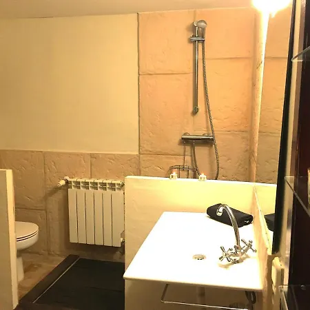 - Kitchen, Pool, Barbecue And Large Garden Privat bolig *