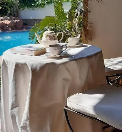 Accommodatie bij particulieren - Kitchen, Pool, Barbecue And Large Garden Benidorm