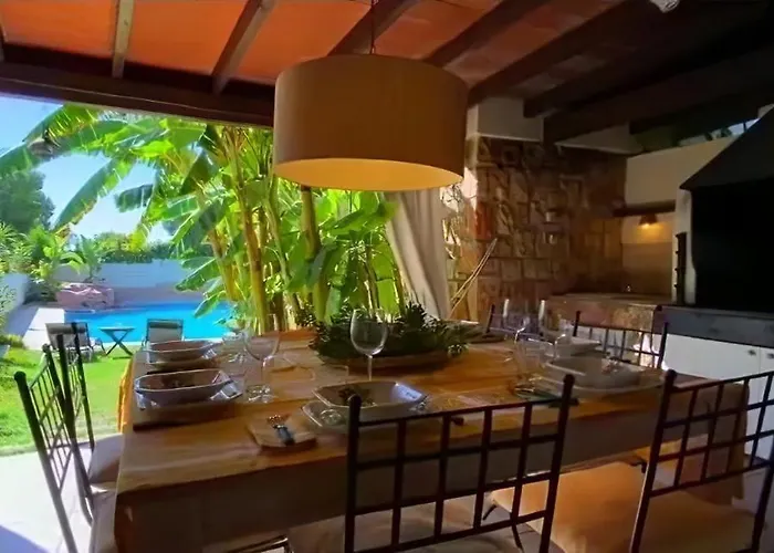 - Kitchen, Pool, Barbecue And Large Garden Alloggio in famiglia Benidorm